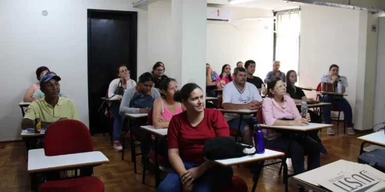 Cursos de Atendente de Farmácia e de Higiene de Alimentos ainda tem vagas disponíveis