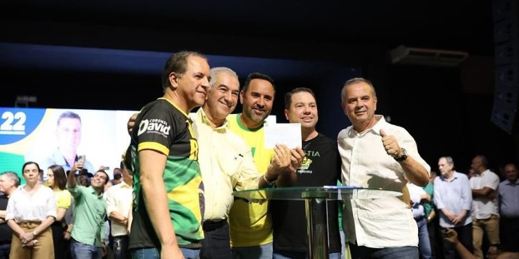 Prefeito Weliton Guimarães oficializa filiação ao PL com Reinaldo Azambuja