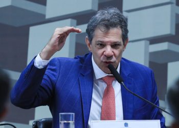 Isenção do IR tem efeito fiscal negativo de R$ 1 bilhão por ano, diz estudo do Senado