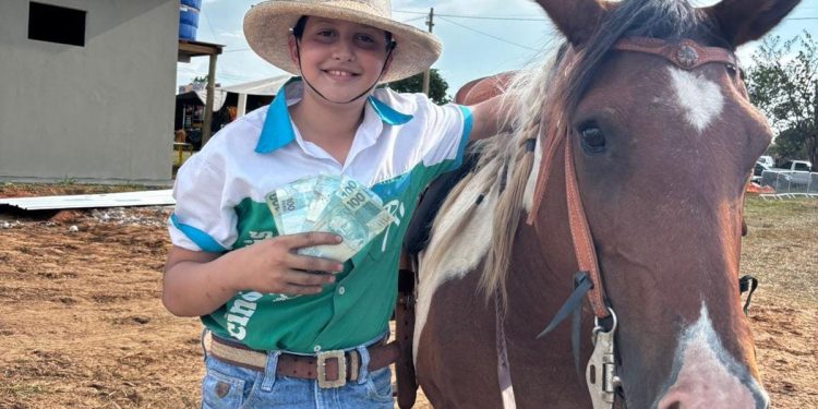 João Pedro de Alcinópolis se destaca no laço cumprido e brilha na categoria mirim na Copa CNL 2025