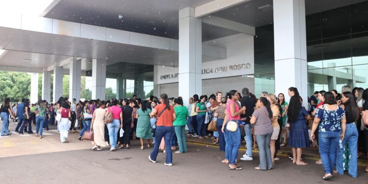 Seleção atrai professores com salário e estabilidade de 2 anos em MS